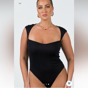 NWT princess polly bodysuit